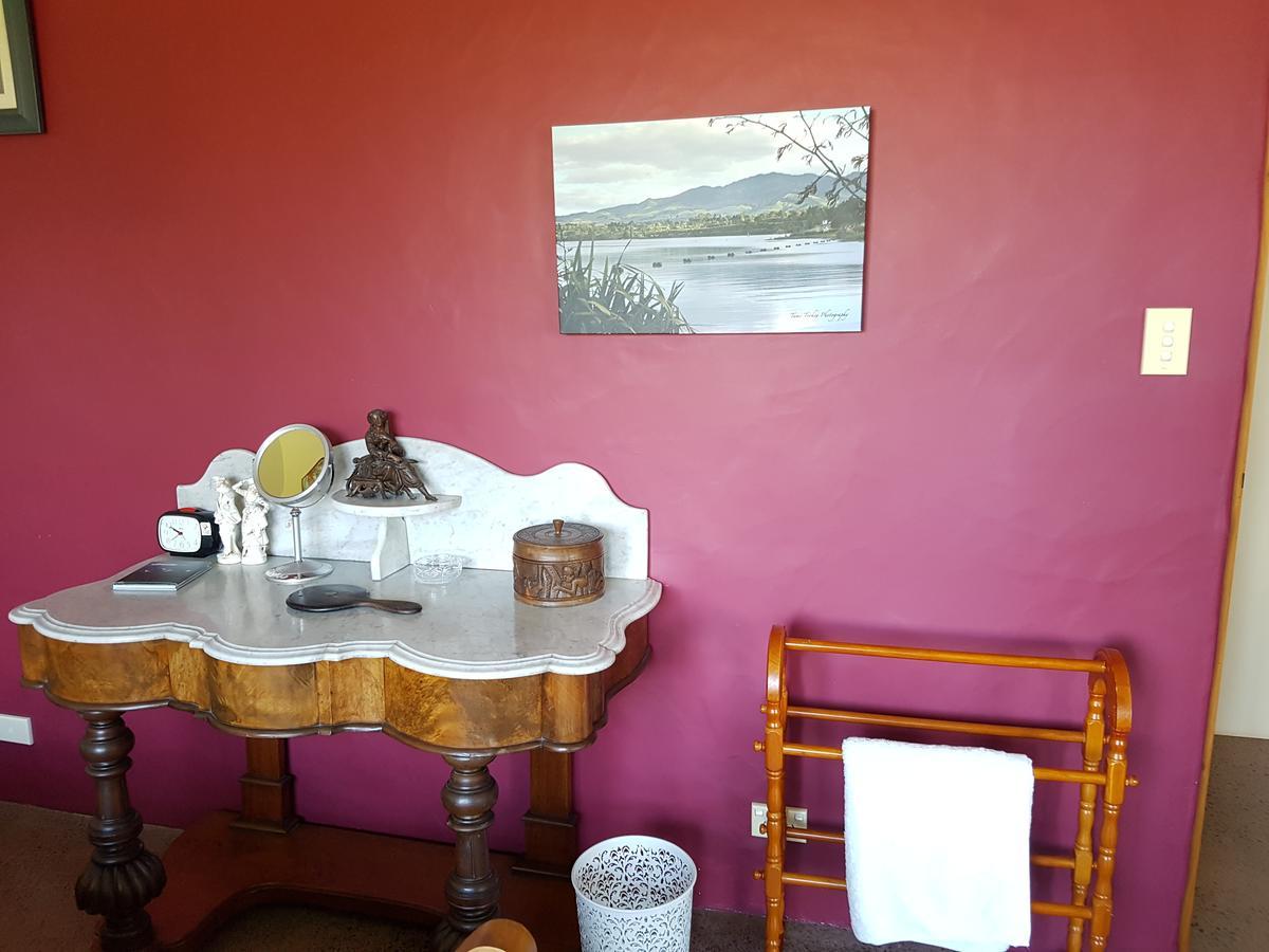 Highgate Bed And Breakfast & Garden Pirongia Exterior photo